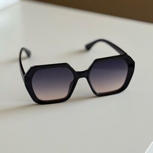 Black Oversized Angular Sunglasses